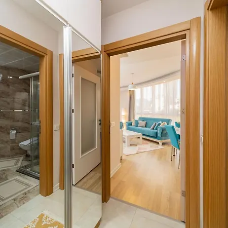 Apartment Convenient Flat With Balcony In Konyaalti Antalya